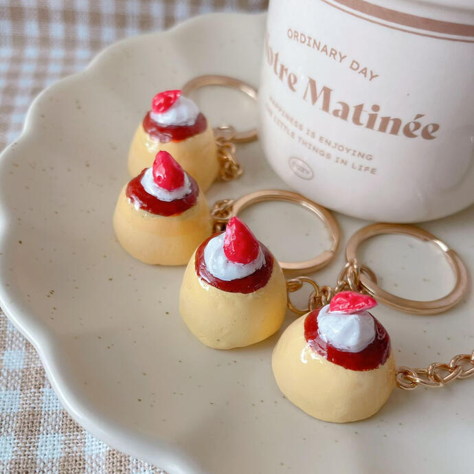 DIY DESSERTS - Pudding Keychain [Resin Clay]